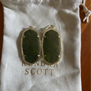 Danielle earring with rare green color